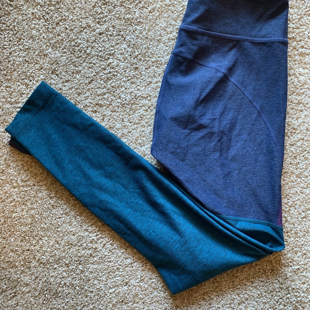 Outdoor Voices 7/8 Tri Tone Leggings
